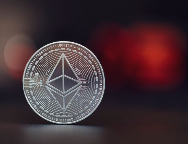 إيثريوم تكافح أسفل مقاومة $3,659: هل ينحسر الزخم؟ اكتشف التفاصيل!