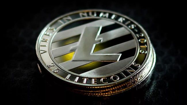 صناديق ETFs الفورية للعملات الرقمية: هل تحصل لايتكوين على موافقة SEC قريباً؟