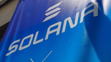 سولانا تصل إلى قمة تاريخية بـ275 دولارًا مع صعود ميم كوين ترامب الرسمي إلى 8 مليارات دولار - اكتشف التفاصيل الآن!