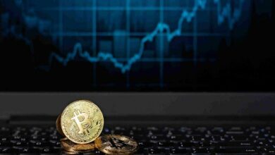 توقعات سعر البيتكوين: هل سيستمر استقرار BTC فوق 100,000 دولار؟ انقر لقراءة المزيد!