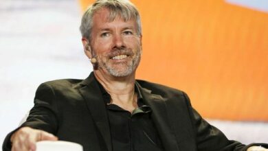 مايكروستراتيجي تضيف 11 ألف بيتكوين مقابل 1.1 مليار دولار لرفع حيازتها إلى 461 ألف BTC - اكتشف التفاصيل!