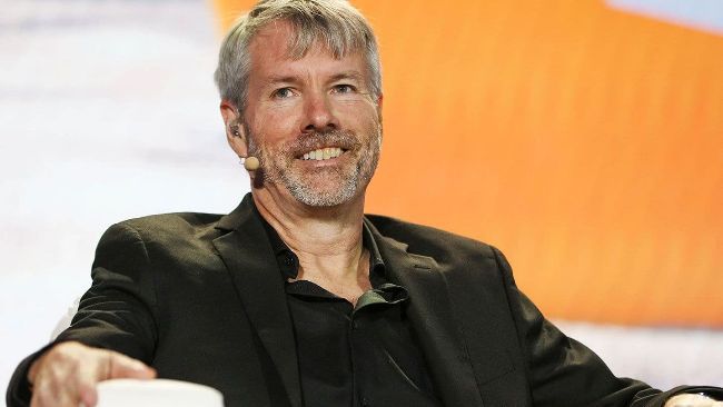 مايكروستراتيجي تضيف 11 ألف بيتكوين مقابل 1.1 مليار دولار لرفع حيازتها إلى 461 ألف BTC - اكتشف التفاصيل!