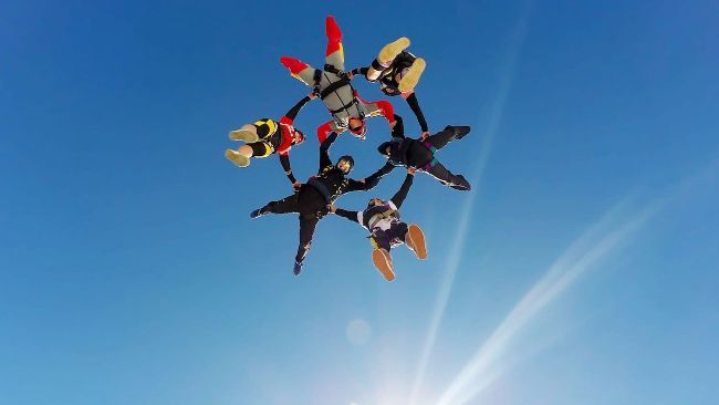 بيتكوين يهوي إلى أقل من 99 ألف دولار مع تراجع تأثير ترامب لصالح ديب سيك وFOMC