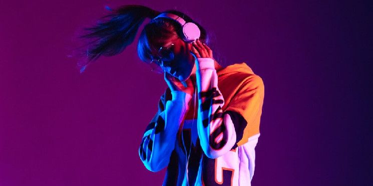 أودياس تطلق توزيع توكنات سولانا للفنانين مع تجاوز بث الموسيقى 250 مليون - انضم الآن!