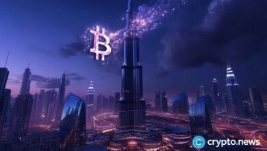 سعر بيتكوين يشير إلى انتعاش محتمل رغم تصفية بقيمة 393 مليون دولار - اكتشف التفاصيل!