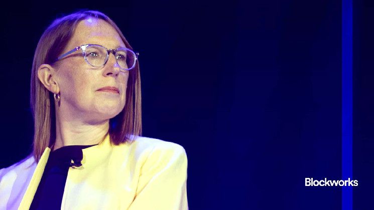 بيرس من هيئة SEC تحدد الأولويات وتطلب الصبر - اكتشف المزيد الآن!