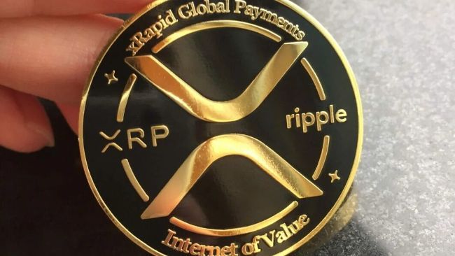 سعر XRP يتراجع تدريجياً: هل سيجد دعماً؟ اكتشف الآن!