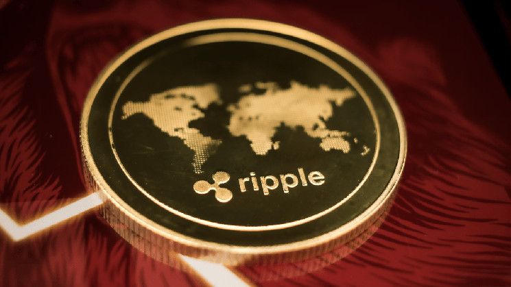 تحليل سعر XRP: هل يتمكن الثيران من الدفاع عن الدعم الحاسم عند 2.40 دولار؟