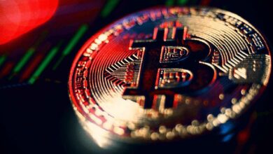 تحليل سعر بيتكوين: هل يلوح في الأفق انهيار إلى 75 ألف دولار أم اختراق إلى 90 ألف دولار وشيك؟ اكتشف الآن!