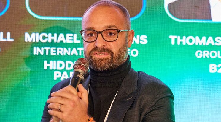 "الضغوط تتراجع عن عنق العملات الرقمية": تصريحات رئيس Hidden Road حول ترخيص MiCA ومستقبل الصناعة - اكتشف المزيد!