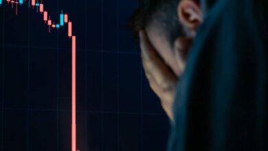 تحطم كبير لرمز إنرون، المدير التنفيذي يخضع لاختبار كشف الكذب لنفي التورط - اكتشف التفاصيل الآن!