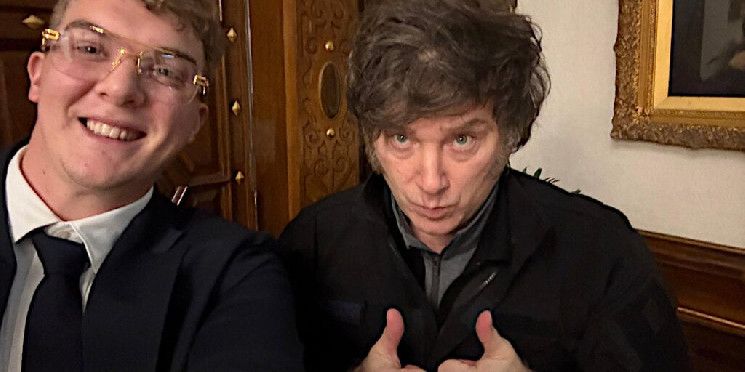 خبير عملات الميم لميللي يكشف عن ثروة بقيمة 100 مليون دولار ولا يعرف كيف يستثمرها! اكتشف التفاصيل الآن!