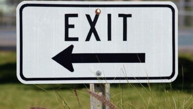 رئيس التداول في FalconX يترك منصبه: اكتشف تفاصيل رحيل بريان ستراغاتس