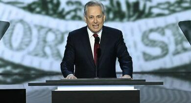 القيصر الرقمي لدونالد ترامب، ديفيد ساكس، يكشف بيع جميع ممتلكاته من بيتكوين وإيثر وسولانا قبل تسلمه المنصب - تعرف على التفاصيل!