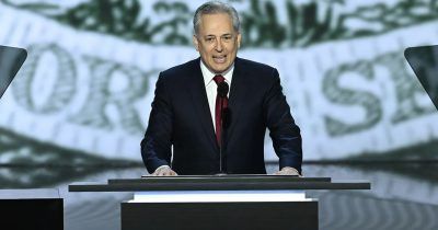 القيصر الرقمي لدونالد ترامب، ديفيد ساكس، يكشف بيع جميع ممتلكاته من بيتكوين وإيثر وسولانا قبل تسلمه المنصب - تعرف على التفاصيل!