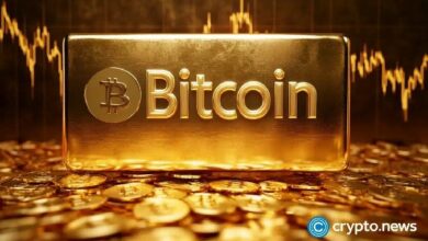"Bitcoin مقابل الذهب: بومبلانو يوضح سبب تفوق البيتكوين قريبًا – اكتشف السبب الآن!"