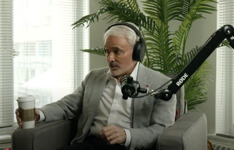 "الملياردير الكندي: البيتكوين مجرد مضاربة – اكتشف الحقيقة الآن!"