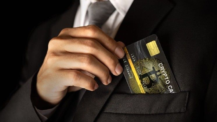 "المجوهرات الباريسية ميسيكا تتبنى مدفوعات العملات الرقمية عالميًا – اكتشف التفاصيل الآن!"