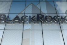 **خبر عاجل: بلاك روك تلتقي هيئة الأوراق المالية وتناقش العملات الرقمية – اكتشف التفاصيل الآن!**
