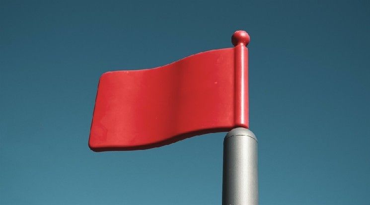 احذر من محتالين جديدين: "مساعدو" هيئة تداول العقود الآجلة المزيفون يستهدفون ضحايا الاحتيال