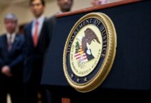 وزارة العدل الأمريكية تُوجّه تُهماً لـ 12 شخصاً في سرقة 263 مليون دولار من العملات الرقمية مرتبطة بمقرض "Genesis" – اكتشف التفاصيل الآن!