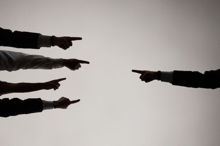 لماذا قرر أحد أكثر أعضاء "يوني سواب DAO" صراحةً المغادرة بإحباط؟ اكتشف الأسباب الآن!