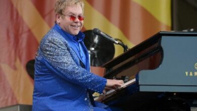 إلتون جون يصف خطة بريطانيا لحقوق الملكية الفكرية للذكاء الاصطناعي بـ"السرقة الجنائية" للأعمال الإبداعية