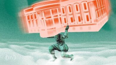 دور السيناتور جيليبراند في تنظيم العملات المستقرة – تبرعات بقيمة 217,000 دولار في العملات الرقمية (تعرف على التفاصيل الآن!)