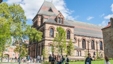 "جامعة براون تراهن على البيتكوين باستثمار ملايين الدولارات في أسهم صندوق بلاك روك"