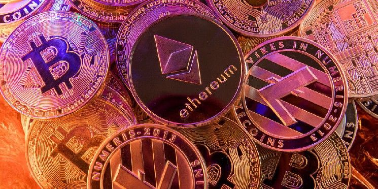 منصة التداول eToro تضيف 12 عملة رقمية إلى منصتها في الولايات المتحدة بعد تسوية SEC ودفعة للاكتتاب العام