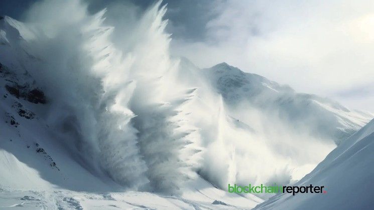 عودة الطلب على Avalanche: تسجيل 700 ألف معاملة يوميًا و280 ألف عنوان نشط مع صعود سعر AVAX – اكتشف التفاصيل الآن!