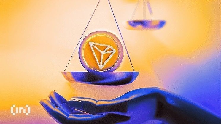 "ترون يتجاوز دوجكوين: TRX تحتل الآن المرتبة الثامنة في قائمة القيمة السوقية للعملات الرقمية – اكتشف التفاصيل!"