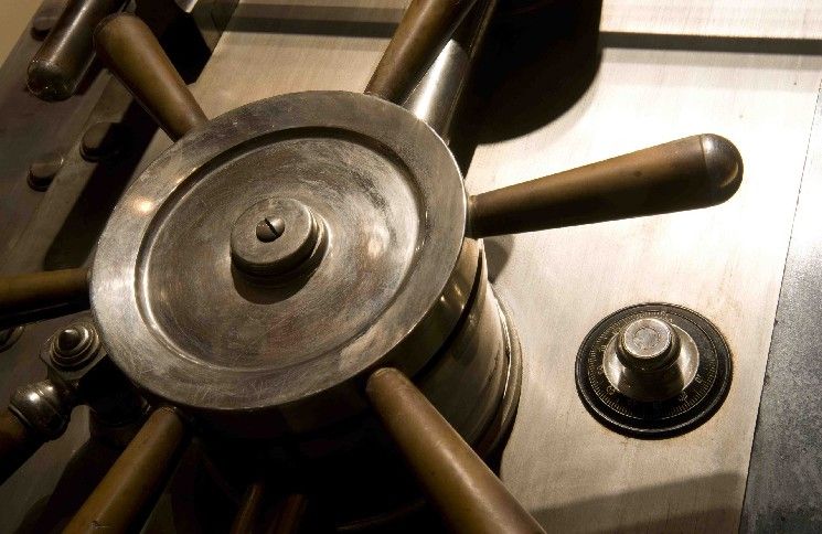 "Safe تُؤسس شركة تطوير جديدة لجذب المؤسسات ومواجهة عصر 'الحرب السيبرانية' في عالم العملات الرقمية"