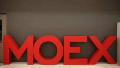 "بورصة موسكو تطلق مؤشر البيتكوين الرائد: خطوة تاريخية في عالم العملات الرقمية!"