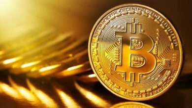 "بتكوين يشكل نموذج الرأس والكتفين المقلوب – هل 150 ألف دولار هو الهدف التالي؟ اكتشف الآن!"