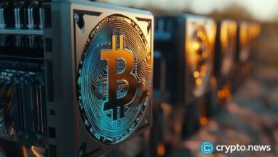 سعر البيتكوين قد ينخفض دون 100 ألف دولار.. تحذير من بيانات الخيارات!