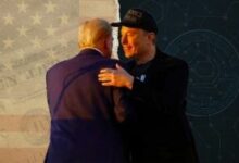 "مستشار World Liberty يتكبد خسائر كبيرة بعد بيع $TRUMP على المكشوف بسبب الخلاف بين ترامب وماسك – اكتشف التفاصيل!"