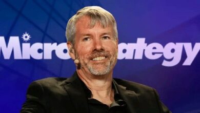 "شركة مايكل سايلور صاحب التوقعات الصاعدة للبيتكوين تواجه دعاوى قضائية متعددة – هذا هو الموعد الحاسم!"