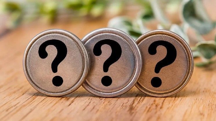 أحد أكبر البنوك للعملات الرقمية في الولايات المتحدة يطلب من عملائه بيع 3 عملات مشفرة.. ما وراء الجدل المثار؟