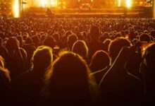 "بتكوين يتأرجح دون 105 ألف دولار رغم حضور قياسي في المؤتمر – اكتشف الأسباب الآن!"