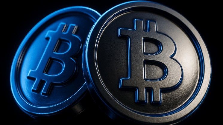 "مراقبة سعر البيتكوين: نموذج الكأس والمقبض يشير إلى صعود محتمل – اكتشف التفاصيل الآن!"