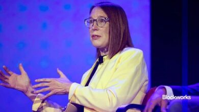 ما تعنيه اعتراض هيئة الأوراق المالية الأمريكية على صناديق الاستثمار المتعلقة بـ "الستيكينج" للمقترحات الأخرى – اكتشف التأثير الآن!