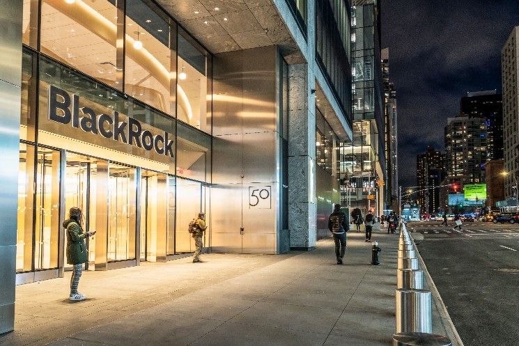 "صندوق BlackRock للايثيريوم يسجل حجم تداول قياسي بـ43 مليون دولار مع تدفقات صافية بقيمة 158 مليون دولار – اكتشف التفاصيل الآن!"