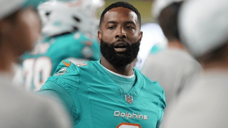 "أوديل بيكهام جونير يعلن: ما زلت مبتسماً بعد تحويل راتبه البالغ 4.25 مليون دولار إلى البيتكوين في 2021!"