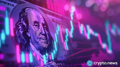 "في 2025: الدولار الأمريكي يسجل أسوأ أداء منذ 1973.. ما التحديات التي تواجهه اليوم؟"