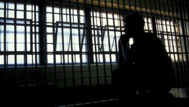 مطور Bitcoin Core يعتقل في السلفادور بسبب اتهامه بوصف جاره بـ"الأحمق" – اكتشف التفاصيل الكاملة!