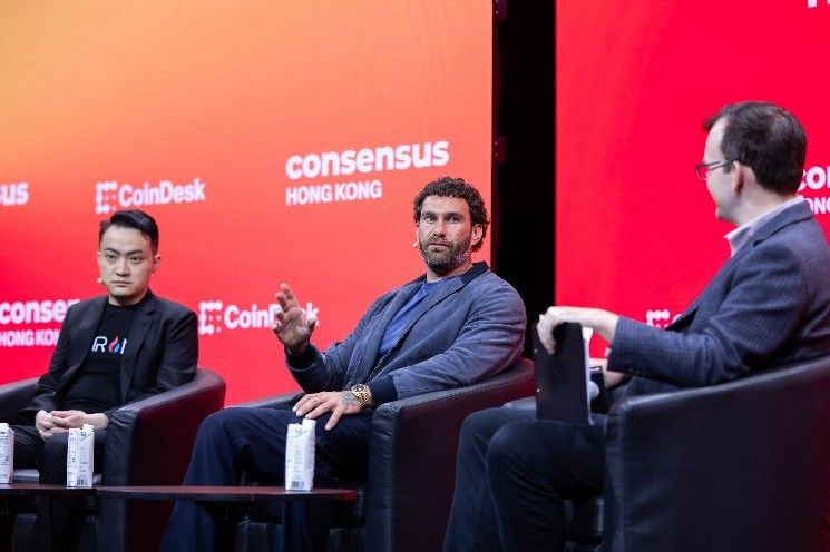 "توكن WLFI المرتبط بترامب يحصل على الموافقة ليصبح قابلاً للتداول – اكتشف التفاصيل الآن!"