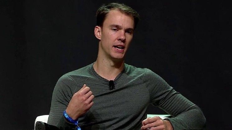 "مؤسس مشارك لـ Coinbase يجمع 100 مليون دولار لشركة ناشئة متخصصة في واجهات الدماغ – تعرف على التفاصيل!"