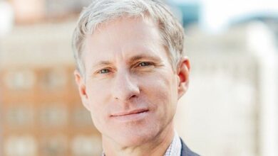 "انخفاض XRP بنسبة 14% بعد تحويل 175 مليون دولار إلى البورصة من محفظة أحد مؤسسي Ripple – اكتشف التفاصيل الآن!"