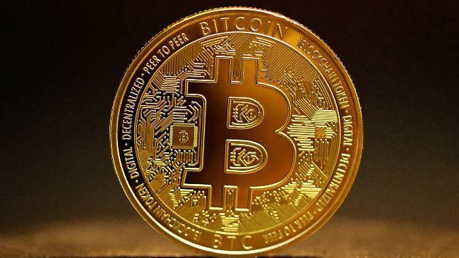 "سعر البيتكوين يحافظ على مستوى فوق 115 ألف دولار — إليك السبب وراء أهمية هذا المستوى"